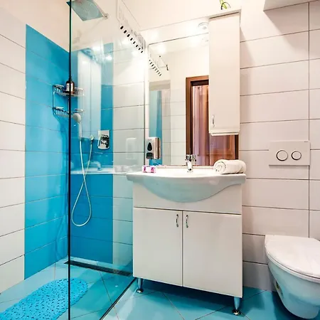 F&R Studio Apartments Daire